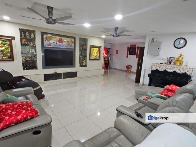 Corner Lot Double Storey House Kepong Selayang For Sale First Come First Serve