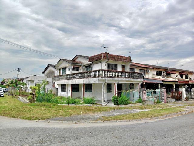 Corner Lot Double Storey House At Taman Desa Pakatan Station 18