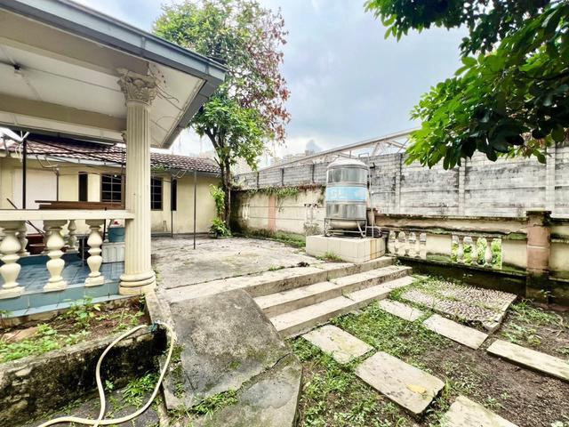 Corner Lot Double Storey Jalan Ikhlas 9 Bandar Tun Razak