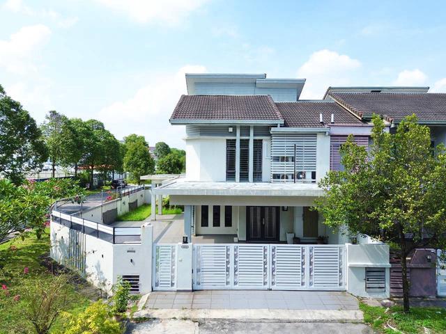 CORNER LOT Double Storey Levena Bandar Bukit Raja Klang