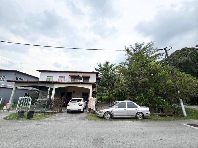 Corner Lot Double Storey Semi D Cluster Taman Tempua Kalumpang