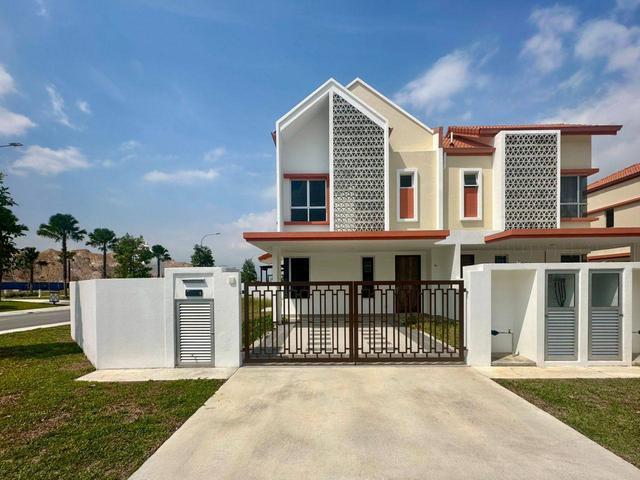 Corner Lot Double Storey SemiD Cluster Setia Alam Sari Bangi