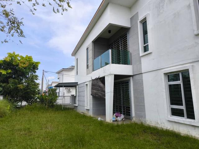 Corner Lot Double Storey Taman Hijayu Bandar Sri Sendayan Seremban