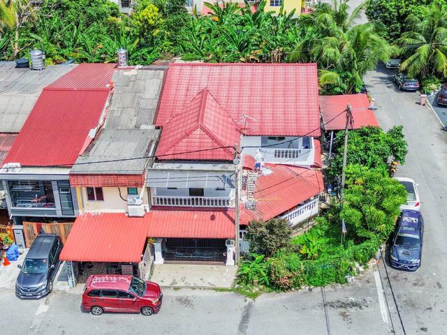 CORNER LOT Double Storey Taman Indah Jaya Petaling Jaya for Sale
