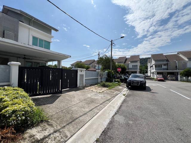 CORNER LOT Double storey taman salak perdana salak tinggi sepang