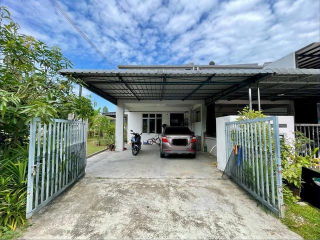 Corner Lot Double Storey Taman Pulai Mutiara Aster Johor Bahru