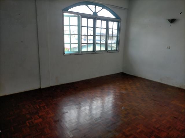 Corner lot double storey terr