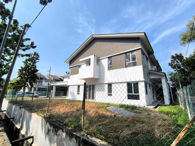 Corner Lot Double Storey Terrace Taman Desa Seringin Nilai 3