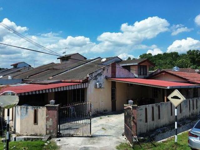 Corner Lot Double Storey Terrace Taman Paling Jaya Semenyih