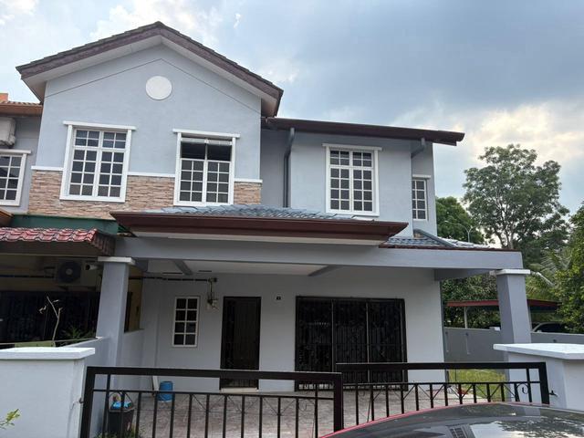 Corner Lot Double Storey Terrace Seksyen 5 Bdr Baru Bangi for Rent
