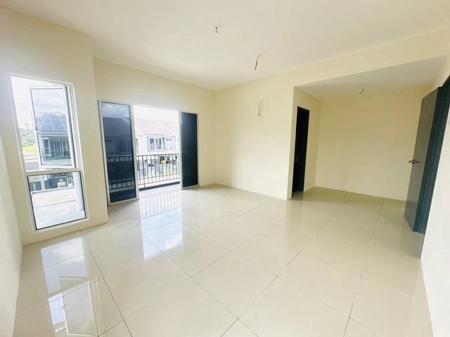 Corner Lot Double sty teres Vista Mutiara Bukit Sungai Long