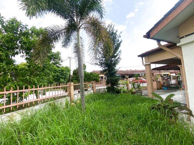 Corner Lot Extra Land 1 Storey Terraced House Taman Pelangi Semenyih