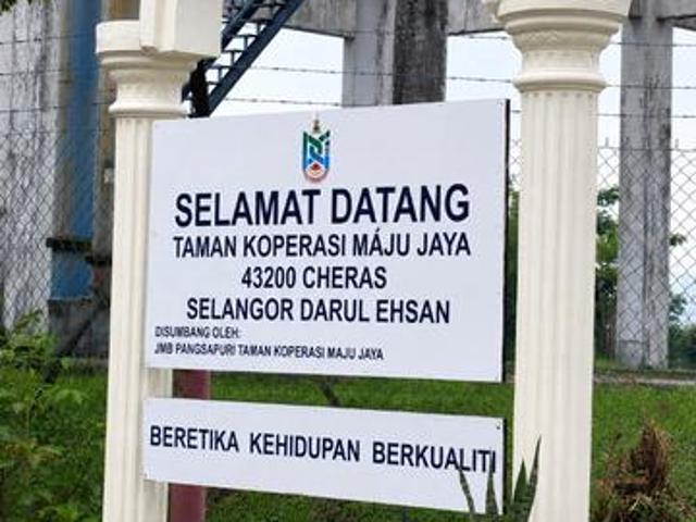 Corner Lot Fully Furnished Flat Taman Koperasi Maju JayaCheras