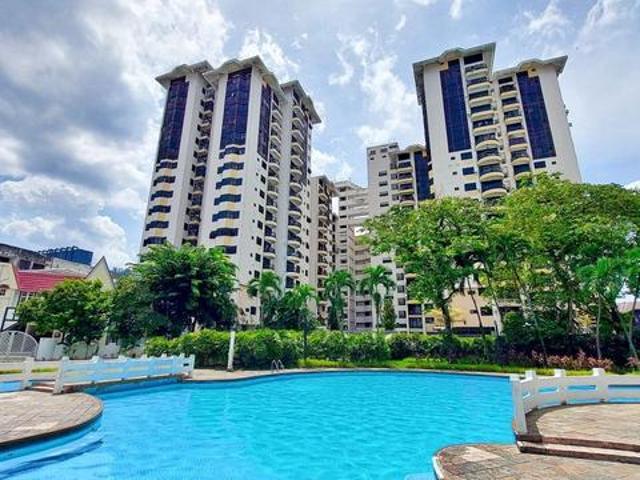 Corner lot Fully Furnished Pool View North Point One Ampang Avenue
