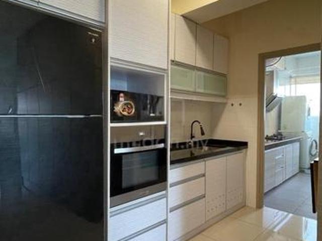 Corner lot fully renovated nice view near by Pavilion Bukit Jalil