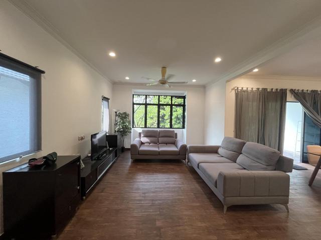 Corner lot Furnished Renovated D Melor Condominium Cyberjaya