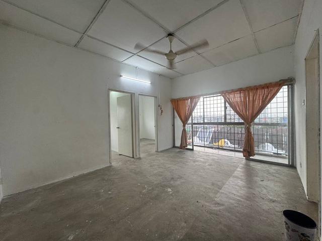 CORNER LOT FACING KLCC Flat Taman Kosas Ampang Selangor