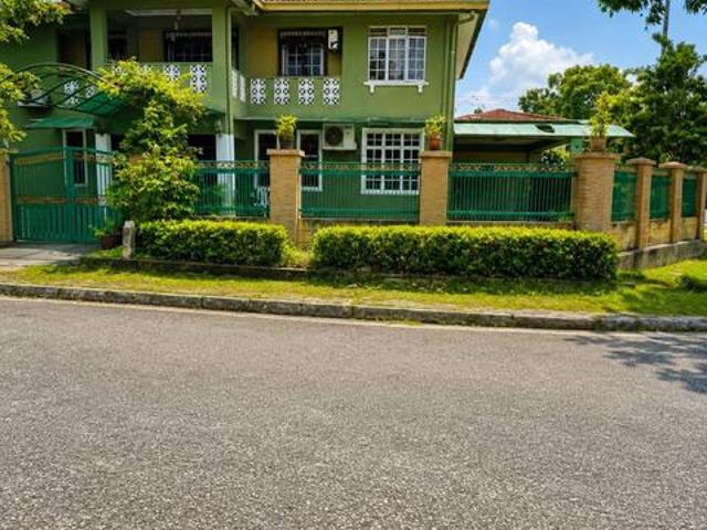 CORNER LOT FACING OPEN Seksyen 13 Shah Alam Double Storey