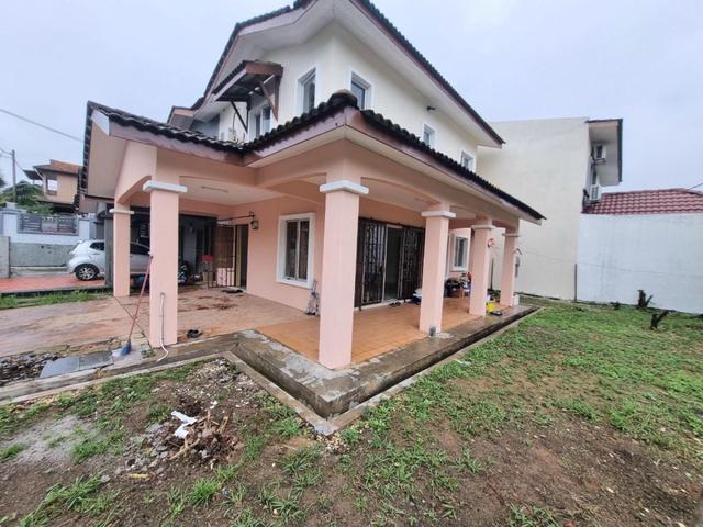 CORNER LOT FACING OPEN Semi D 2 Tingkat Bandar Tasik Puteri Rawang