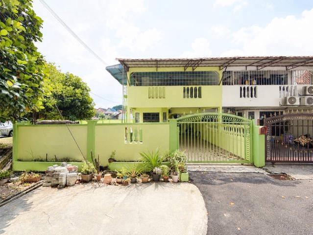 CORNER LOT FACING OPEN 2 Sty Hse Jalan Gembala Seksyen 19 Shah Alam
