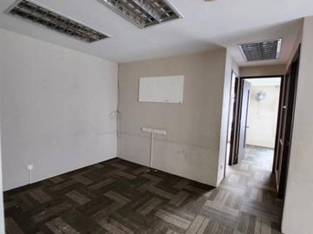 Corner Lot First FloorA Dataran Otomobil Seksyen 15 Shah Alam