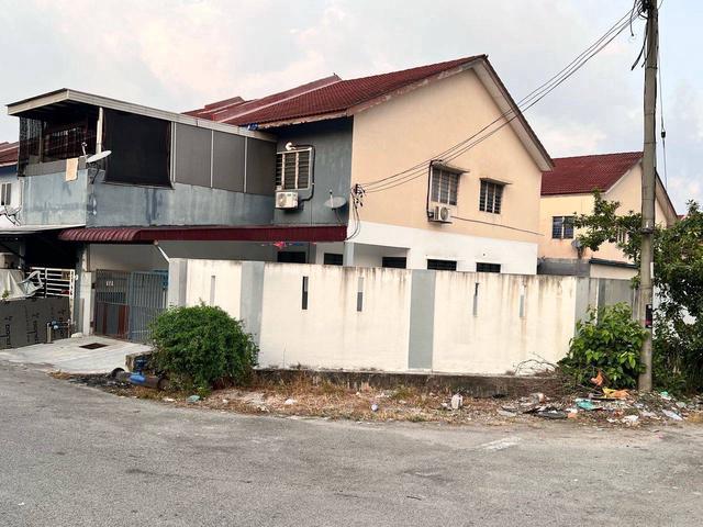 CORNER LOT FREEHOLF Town House Desa Coalfields Sungai Buloh FOR SALE