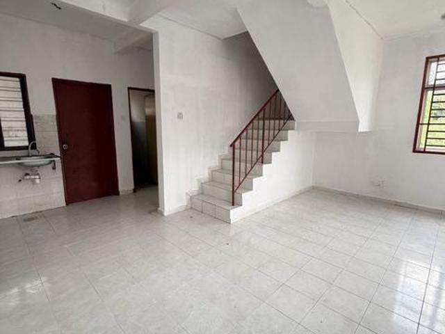 Corner Lot Gelang Patah Taman Nusantara Double Storey