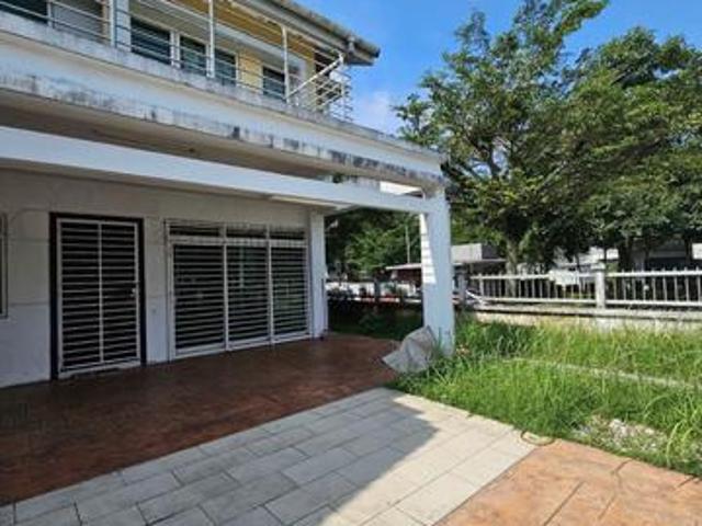 CORNER LOT HUGE Double Storey Terrace Kajang 2 Villas Kajang