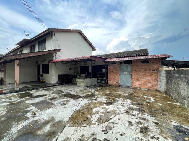 CORNER LOT JALAN JATI Bandar Putra Open Facing Non Bumi Lot