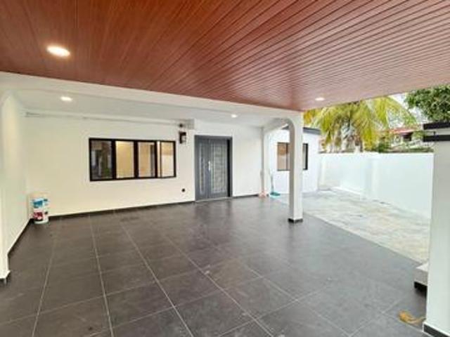 Corner Lot JOHOR JAYA House For Sale