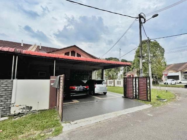 CORNER LOT LUAS MOVEIN READY BANDAR PUTRA Kulai