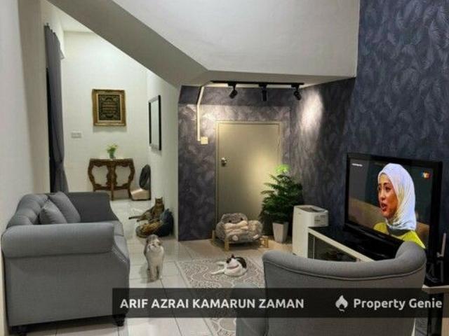 [Corner Lot] Lower Floor Townhouse Kita Mekar, Cybersouth Dengkil | 3R2B | RM1,800/month