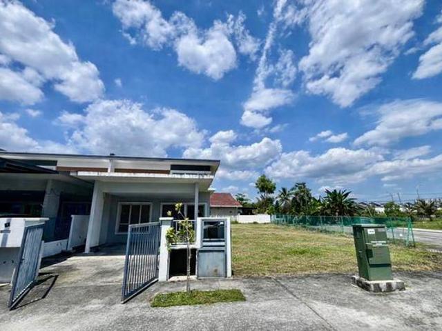 Corner Lot Rumah Teres Setingkat Jalan Lombong Besi 2 Shah Alam