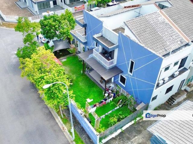 Corner Lot + Renovated The Terresse Double Storey Superlink Bandar Puteri Bangi