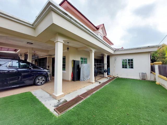 Corner Lot Renovated Dekat Masjid Double Storey Seksyen 9 Bangi
