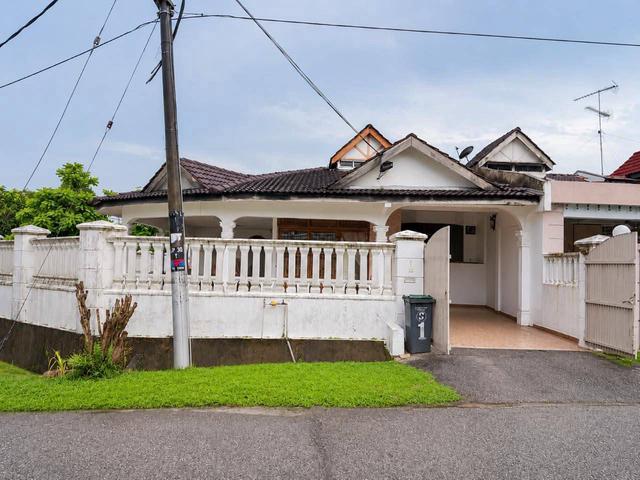 Corner Lot Renovation Taman Desa JayaJohor Bahru