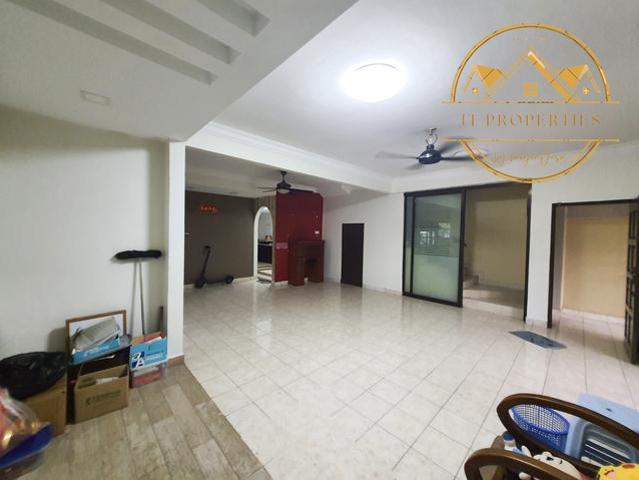 CORNER LOT RENO 41X65 EXTRALAND15FEET Teres House Putra Prima Puchong