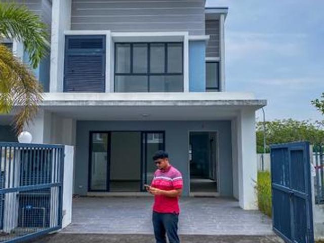 Corner Lot Swans Bandar Rimbayu Telok Panglima Garang