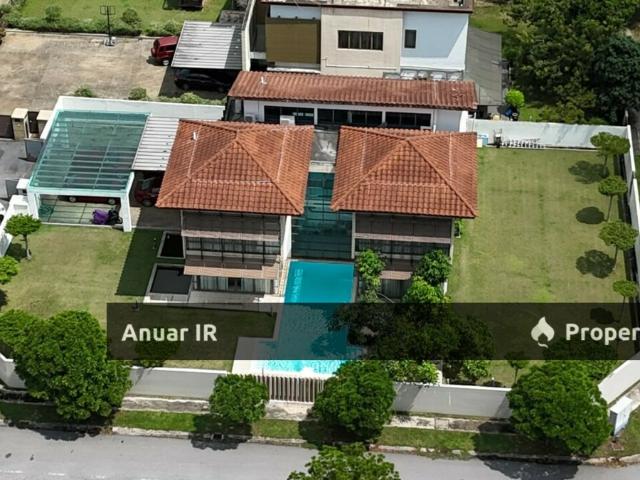 CORNER LOT + SWIMMING POOL DOUBLE STOREY BUNGALOW BUKIT MAHKOTA JALAN BM 43000 KAJANG