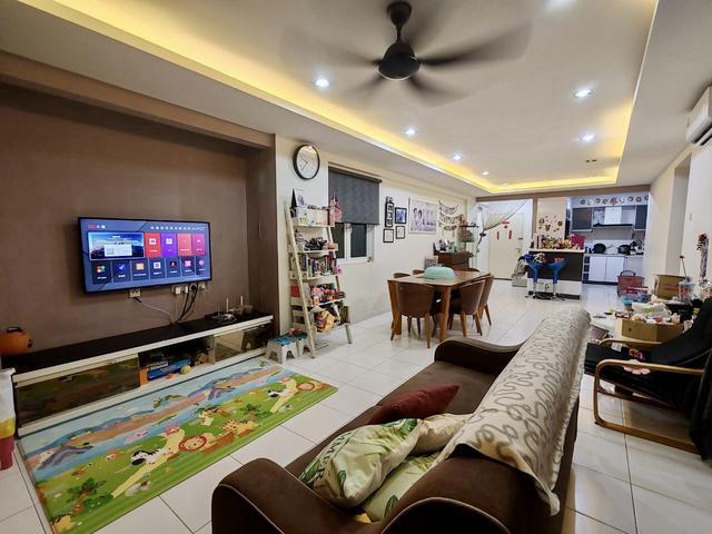 Corner Lot Swimming Pool View Unit First Residence Condo Kepong