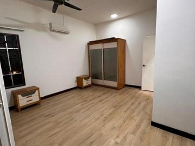 Corner Lot Semi D Cluster Bandar Bukit Mahkota Bangi For rent