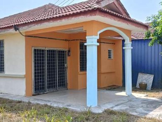 Corner Lot Setingkat Di Taman Seri Inderapura 280k