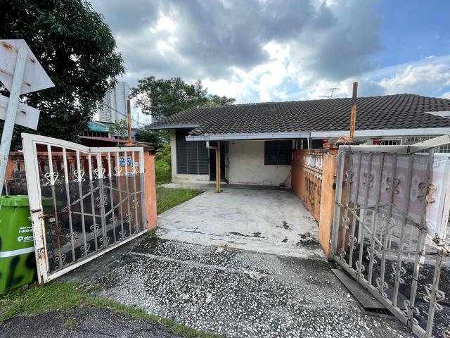 Corner lot Single Storey Bandar Tun Razak Cheras Kuala Lumpur