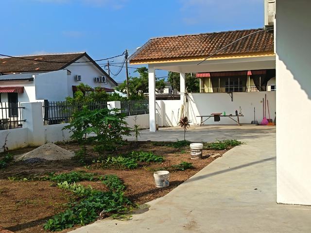 Corner Lot Single Storey for Sale