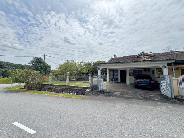 TANAH LUAS MURAH CORNER LOT Single Storey Taman Desa Vista Sepang