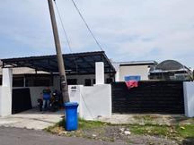 Corner Lot Single Storey Taman Ladang Jaya Glenmarie Shah Alam