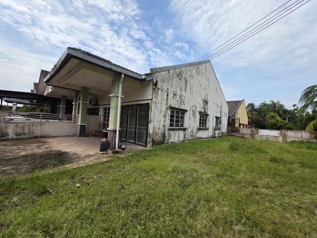 CORNER LOT Single Storey Taman Sri Tanjung Semenyih