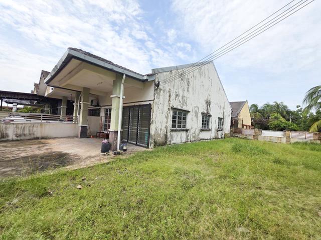 CORNER LOT Single Storey Taman Sri Tanjung Semenyih