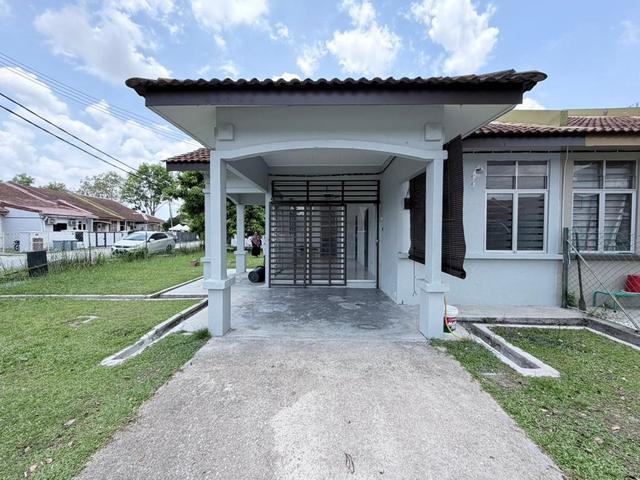 Corner Lot Single Storey Tanah Luas SP1 Bandar Saujana Putra