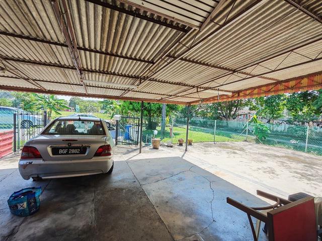 CORNER LOT SINGLE STOREY Teres 1 Tingkat Seksyen 18 Shah Alam